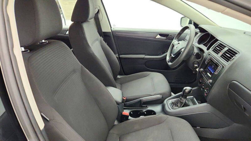 2016 Volkswagen Jetta
