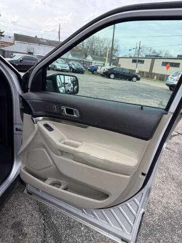 2015 Ford Explorer