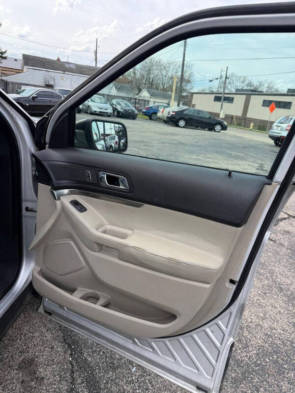 2015 Ford Explorer
