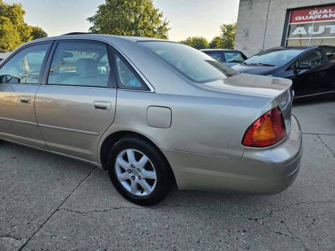 2000 Toyota Avalon XLS