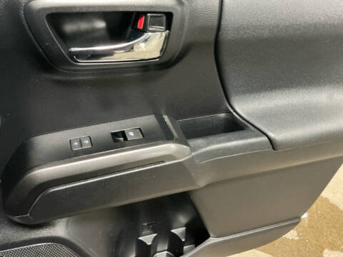 2020 Toyota Tacoma TRD Sport