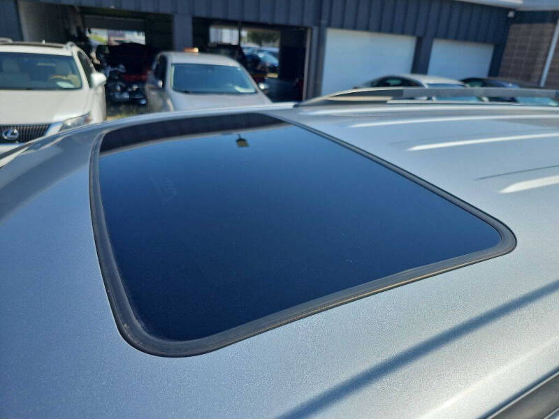 2017 Toyota Sienna XLE 7-Passenger