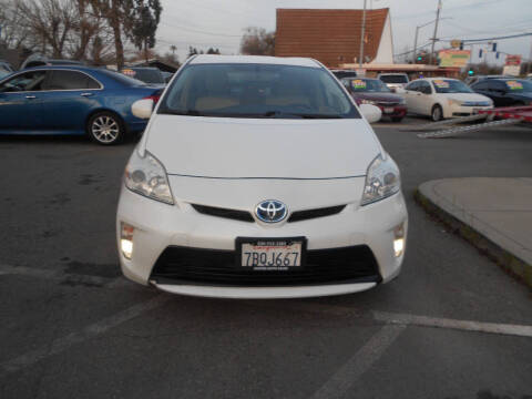 2013 Toyota Prius Three