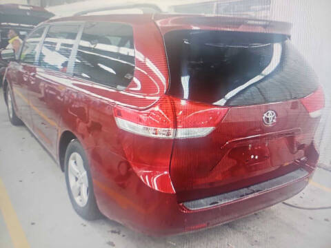 2013 Toyota Sienna