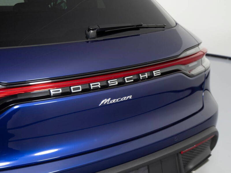 2025 Porsche Macan