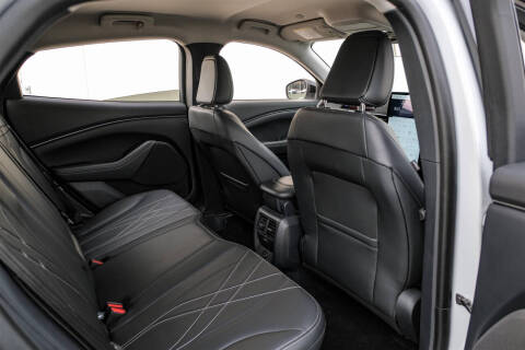 2023 Ford Mustang Mach-E Select