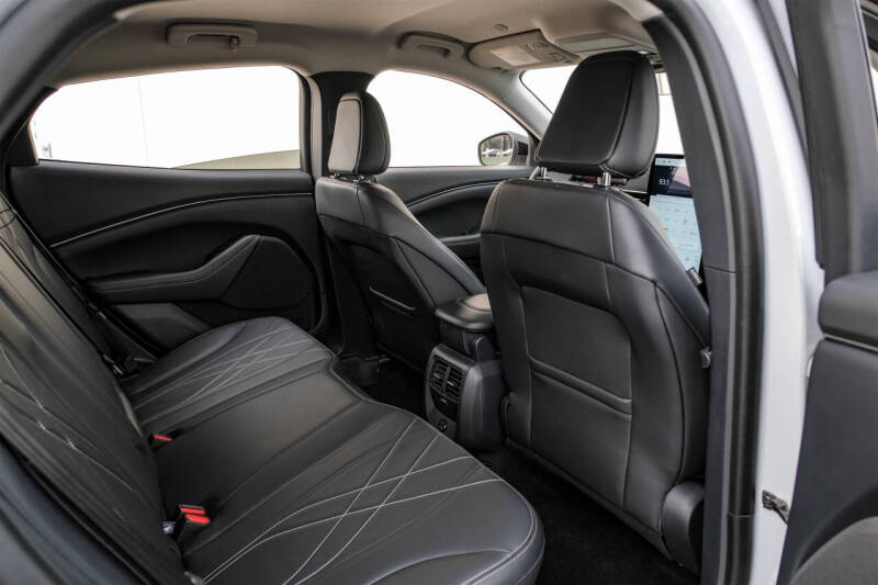 2023 Ford Mustang Mach-E Select