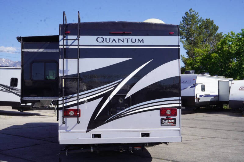 2023 Thor Motor Coach Quantum