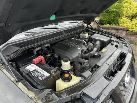 2012 Nissan Armada SV