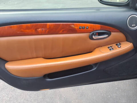 2005 Lexus SC 430