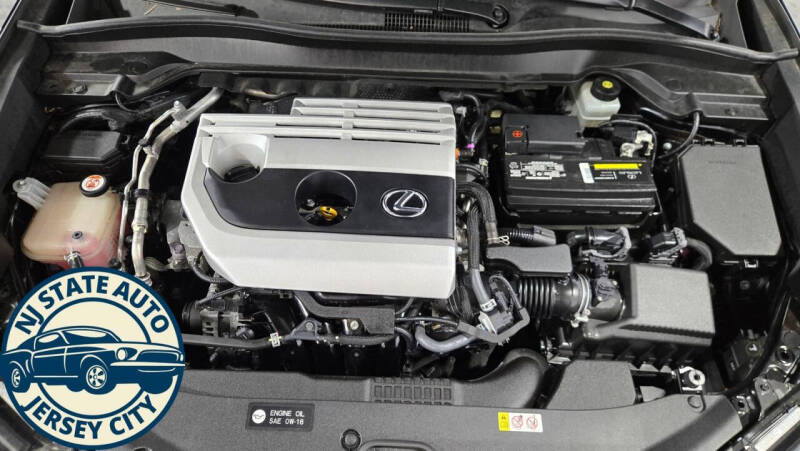 2019 Lexus UX 200 Luxury