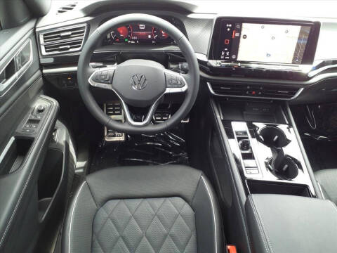 2025 Volkswagen Atlas Cross Sport SEL Premium R-Line 4Motion