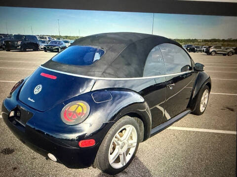 2005 Volkswagen New Beetle Convertible GLS 1.8T