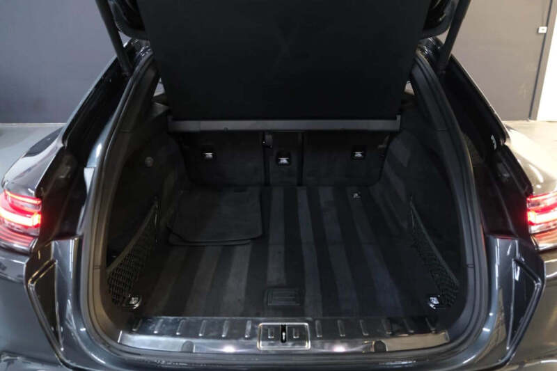 2018 Porsche Panamera Turbo Sport Turismo