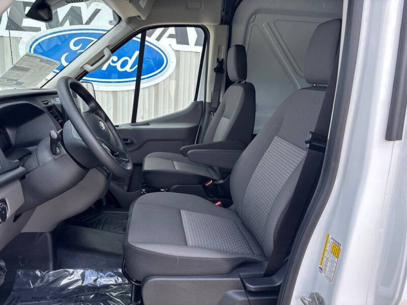 2026 Ford Transit 250