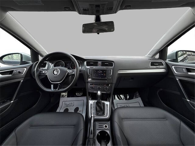 2017 Volkswagen Golf Alltrack