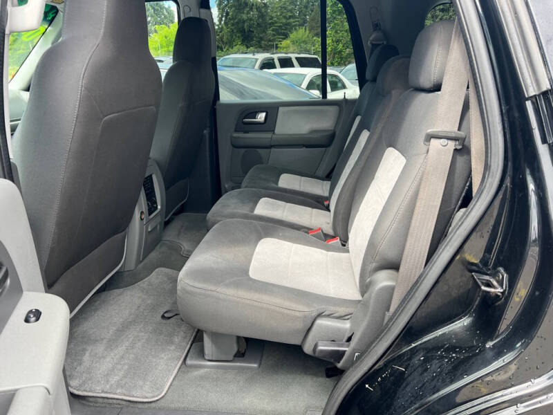 2004 Ford Expedition XLT