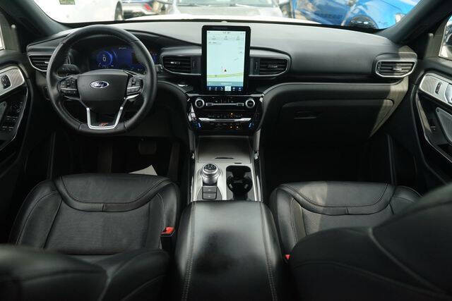 2022 Ford Explorer ST