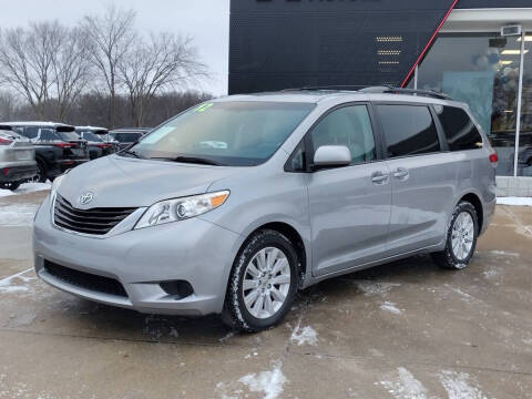 2012 Toyota Sienna for sale at Lasco of Grand Blanc in Grand Blanc MI