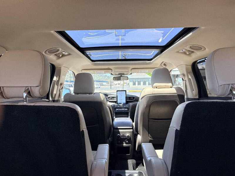 2020 Ford Explorer Platinum