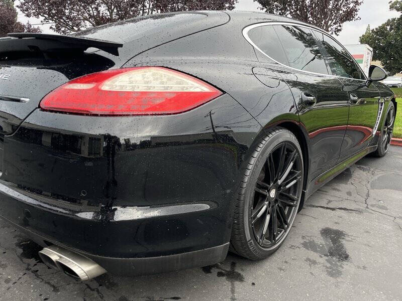 2011 Porsche Panamera Turbo