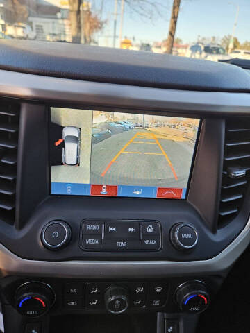 2017 GMC Acadia Denali