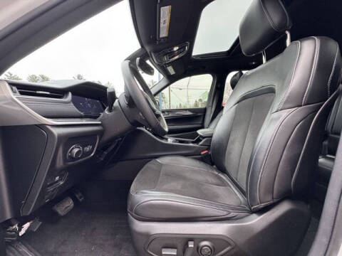 2022 Jeep Grand Cherokee Altitude