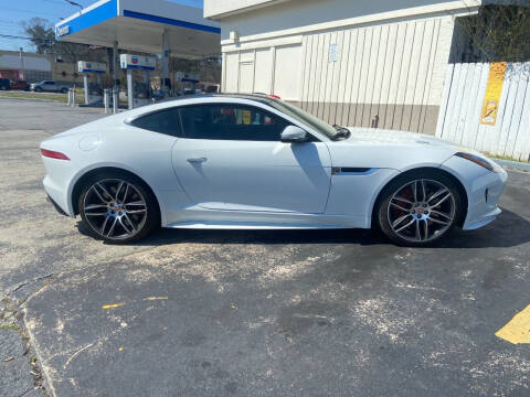 2016 Jaguar F-TYPE R