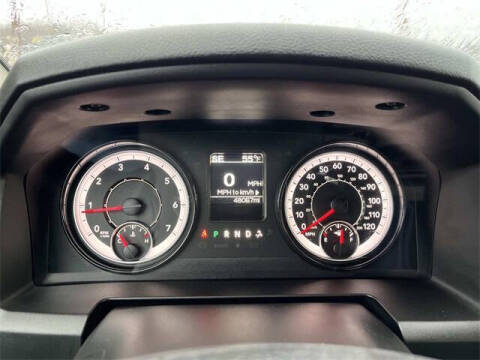 2024 RAM 1500 Classic SLT