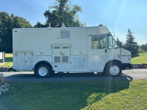 2014 Freightliner MT45 Chassis