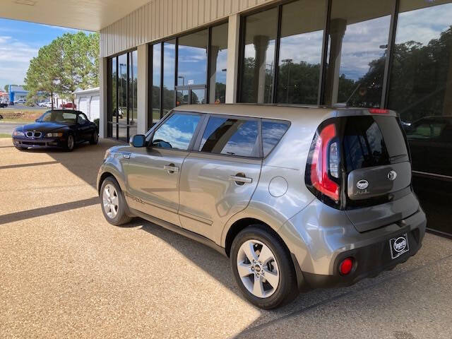 Gray 2019 Kia Soul Base 4dr Crossover 6A 2