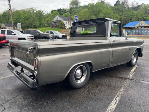1961 Chevrolet Apache