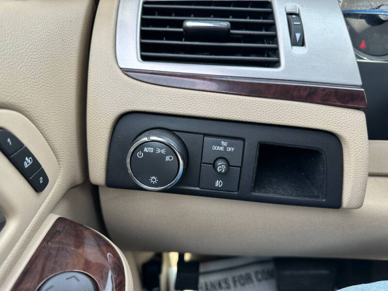 2012 Cadillac Escalade Luxury