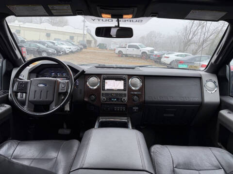 2012 Ford F-250 Super Duty Lariat