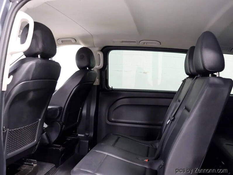 2016 Mercedes-Benz Metris Passenger