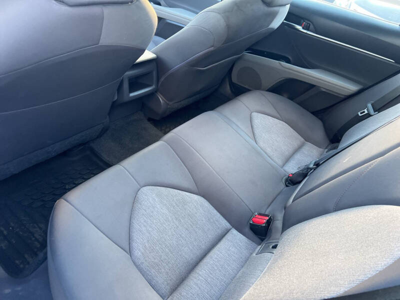 2018 Toyota Camry LE