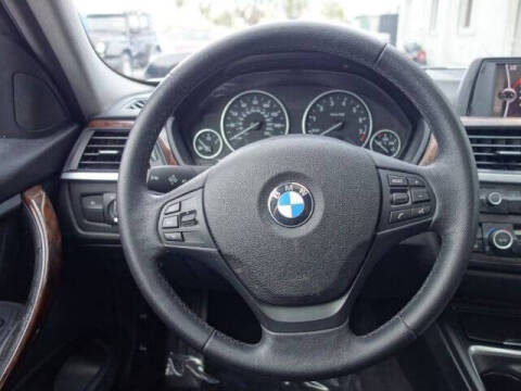 2013 BMW 3 Series 328i