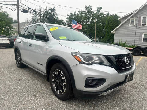2020 Nissan Pathfinder SL