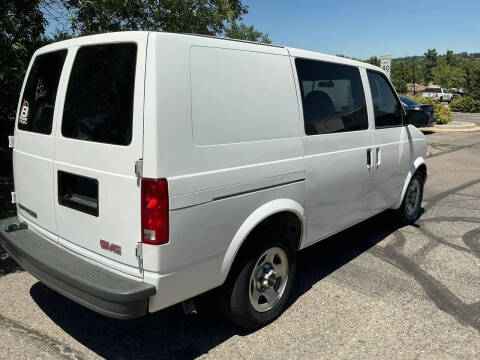 2003 GMC Safari