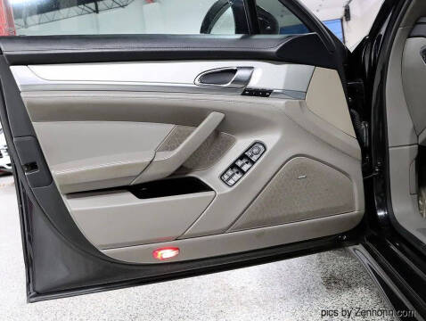 2012 Porsche Panamera