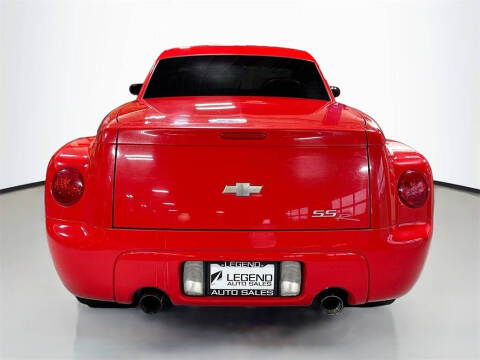 2004 Chevrolet SSR LS