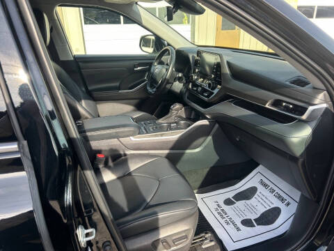 2022 Toyota Highlander XLE