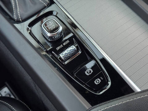 2019 Volvo XC60 T5 R-Design