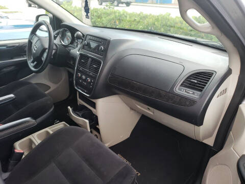 2014 Dodge Grand Caravan SE