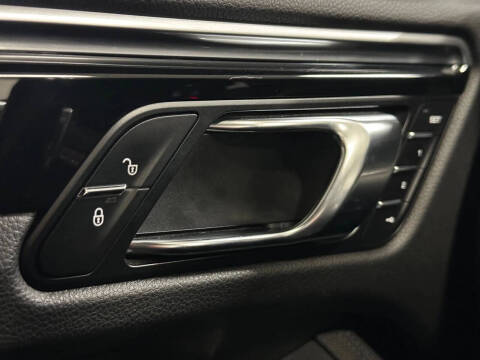 2018 Porsche Macan S