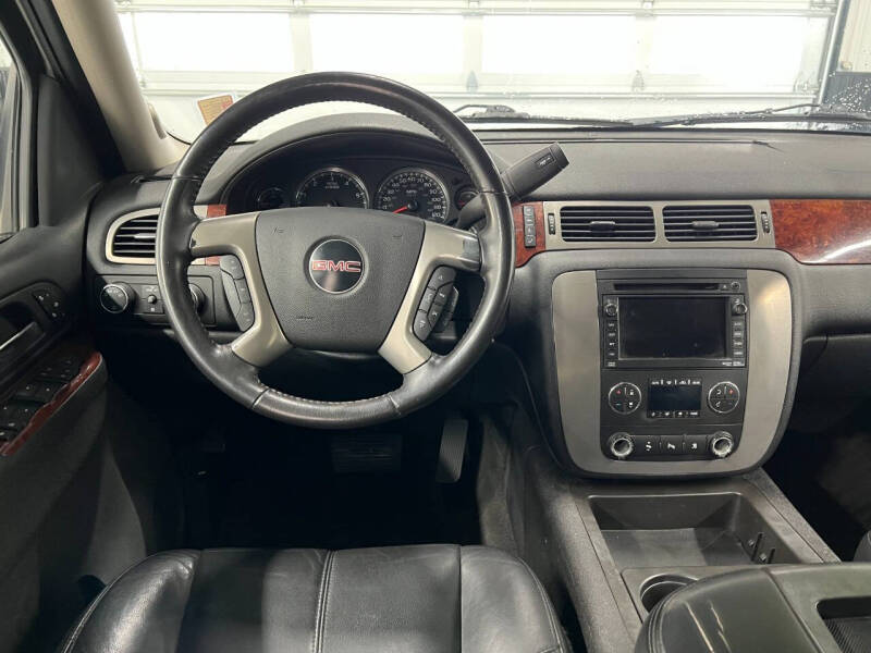 2011 GMC Yukon SLT