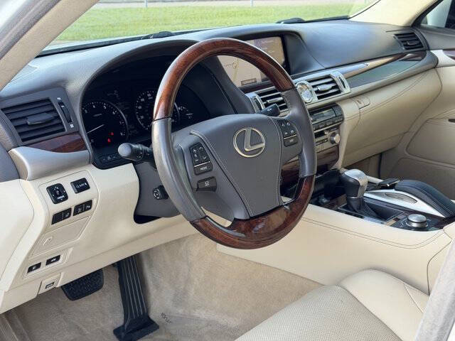 2016 Lexus LS 460