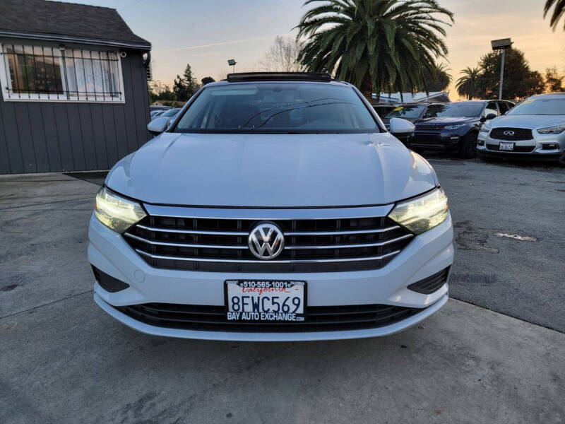 2019 Volkswagen Jetta SE photo 3