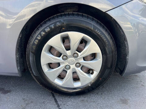 2017 Hyundai Accent SE