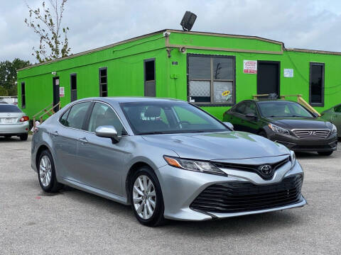2019 Toyota Camry for sale at Marvin Motors in Kissimmee FL